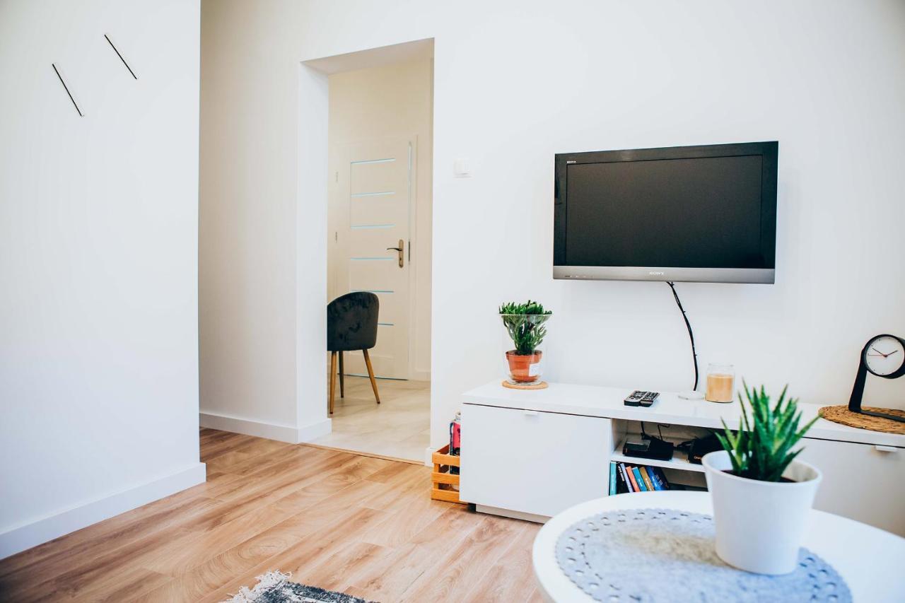 Cosy Apartment Krasków Εξωτερικό φωτογραφία